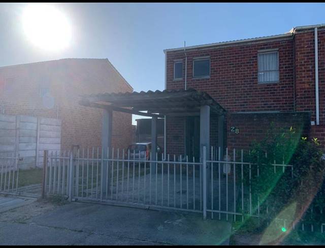 3 BEDROOM HOUSE FOR SALE IN WESTRIDGE